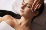 massage visage massage visage-mukha abhyanga-massage et plenitude